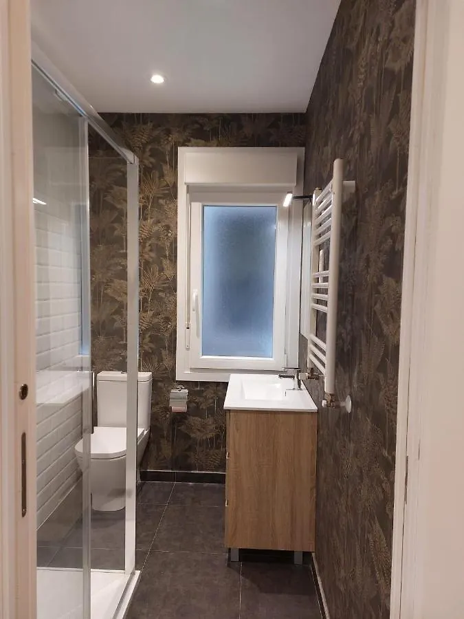Habitacion En Apartamento Con Zonas Comunes Compartida H3 Bilbao 0*,  Spain